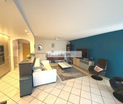 A vendre APPARTEMENT T4 80 M2 BORD DE MER LA SEYNE SUR MER