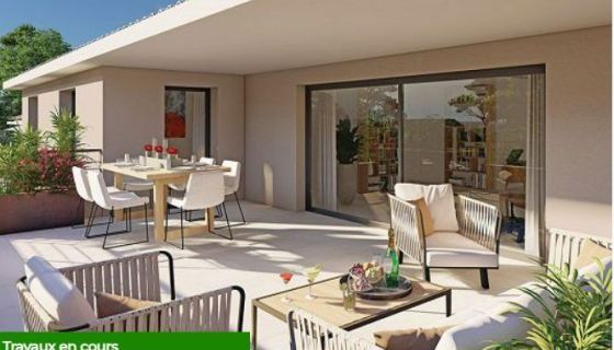 A vendre APPARTEMENT T3 73 M2 TERRASSE BORD DE MER SIX FOURS LES PLAGES