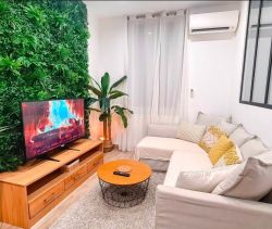 A vendre APPARTEMENT T2 34 M2 BORD DE MER LA CIOTAT