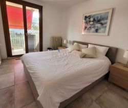 For rent: 1-bedroom apartment, 48 m², seaside, Cavalaire-sur-Mer