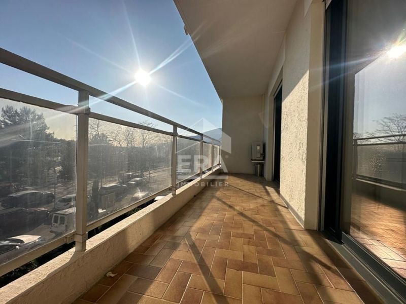 A louer APPARTEMENT T3 58 M2 TERRASSE  VENCE