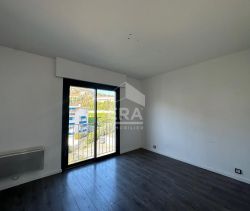 A louer APPARTEMENT T3 58 M2 TERRASSE  VENCE