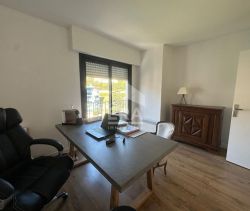 A louer APPARTEMENT T3 56 M2 TERRASSE  VENCE