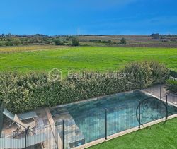 A louer MAISON  4 PIECES 103 M2  COLOMBIERS