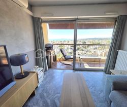 A louer APPARTEMENT T2 47 M2 VUE MER CAGNES SUR MER