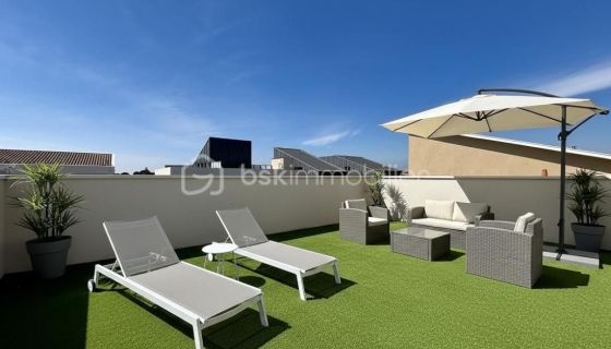 A louer APPARTEMENT DUPLEX DE PRESTIGE T4 91 M2 TERRASSE  SAINT BRES