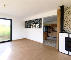 Casa contemporánea en alquiler en Le Molay-Littry.