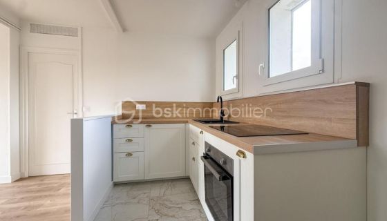 A louer APPARTEMENT T3 62 M2  LISIEUX