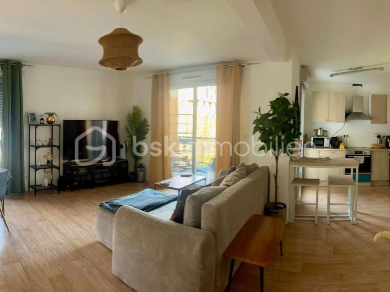 A louer APPARTEMENT T3 70 M2 TERRASSE  SAINTE LUCE SUR LOIRE