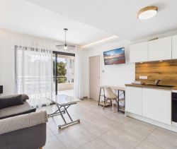 A louer APPARTEMENT T2 36 M2 TERRASSE BORD DE MER AJACCIO