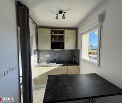 For rent: 1-bedroom apartment, 49 m², Luçon