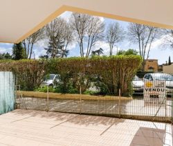 For rent: 3-bedroom apartment, 75 m², seaside, Narbonne