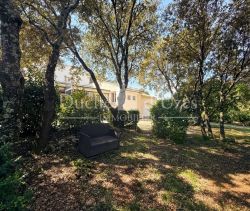 House for rent, 6 rooms, 170 m², Uzès