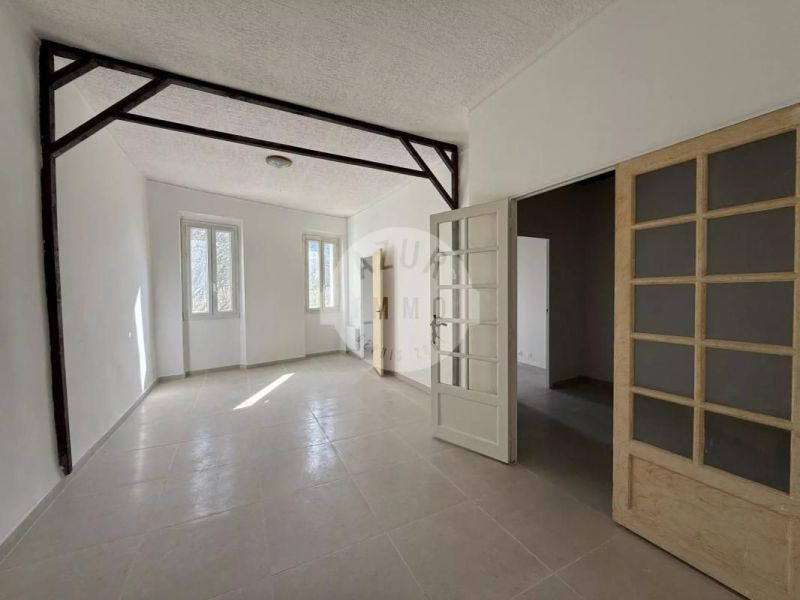 Apartment for rent, 2 bedrooms, 65 m², Roquevaire