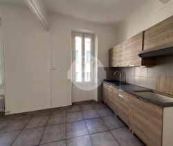 Apartment for rent, 2 bedrooms, 62 m², Roquevaire