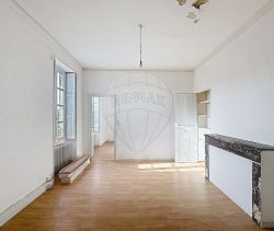 A louer APPARTEMENT T2 53 M2  NIMES