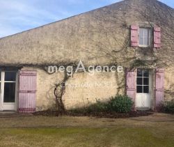 A louer MAISON  DE MAîTRE  SAINTE GEMME LA PLAINE