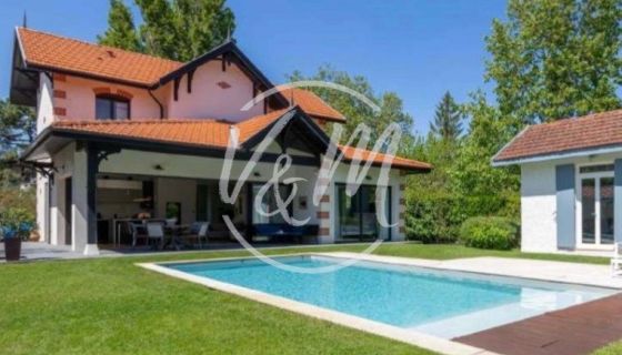 A vendre MAISON  CONTEMPORAINE BORD DE MER ANDERNOS LES BAINS