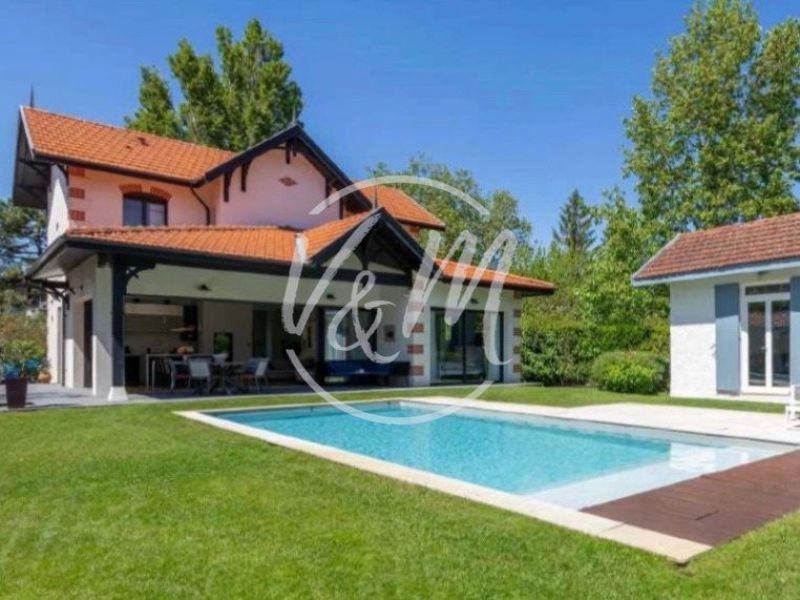 A vendre MAISON  CONTEMPORAINE BORD DE MER ANDERNOS LES BAINS