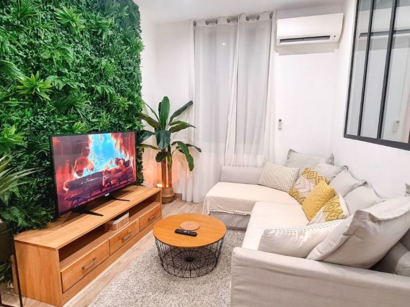 A louer APPARTEMENT T2 34 M2 BORD DE MER LA CIOTAT