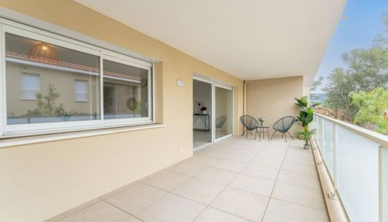 A louer APPARTEMENT NEUF T3 82 M2 TERRASSE BORD DE MER LA CIOTAT