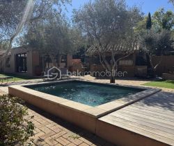 A louer MAISON  CONTEMPORAINE BORD DE MER HYERES