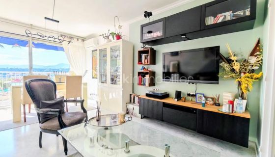 A louer APPARTEMENT T3 72 M2 TERRASSE VUE MER NICE