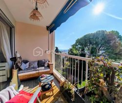 A louer APPARTEMENT T3 72 M2 TERRASSE VUE MER NICE