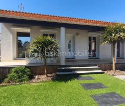 A louer MAISON  5 PIECES 95 M2 BORD DE MER AGDE