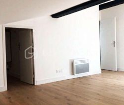 A louer APPARTEMENT T3 55 M2  BORDEAUX