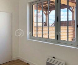 A louer APPARTEMENT T3 55 M2  BORDEAUX