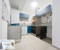 A louer APPARTEMENT T2 52 M2 TERRASSE  NIMES