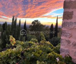 A louer MAISON  DE MAîTRE  UZES