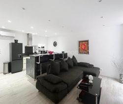 A louer APPARTEMENT T3 60 M2 BORD DE MER AJACCIO