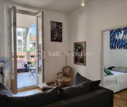 A louer APPARTEMENT T2 24 M2 TERRASSE BORD DE MER CANNES