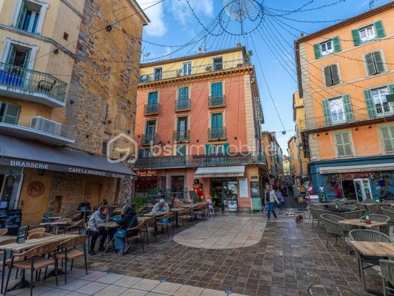 A louer APPARTEMENT NEUF T2 46 M2 BORD DE MER HYERES