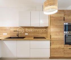 A louer APPARTEMENT NEUF T2 46 M2 BORD DE MER HYERES