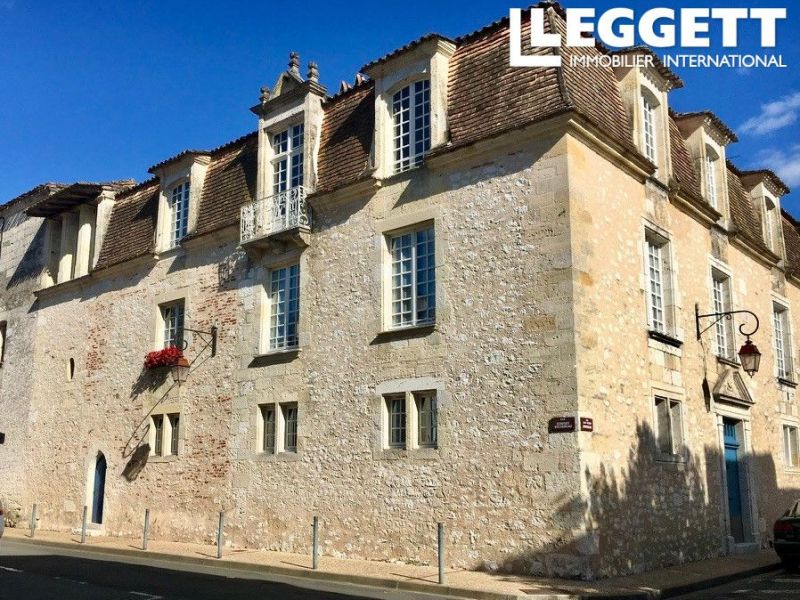 A louer APPARTEMENT T5 113 M2  SAINTE FOY LA GRANDE
