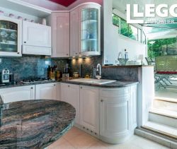 A louer MAISON  2 PIECES 91 M2 BORD DE MER NICE