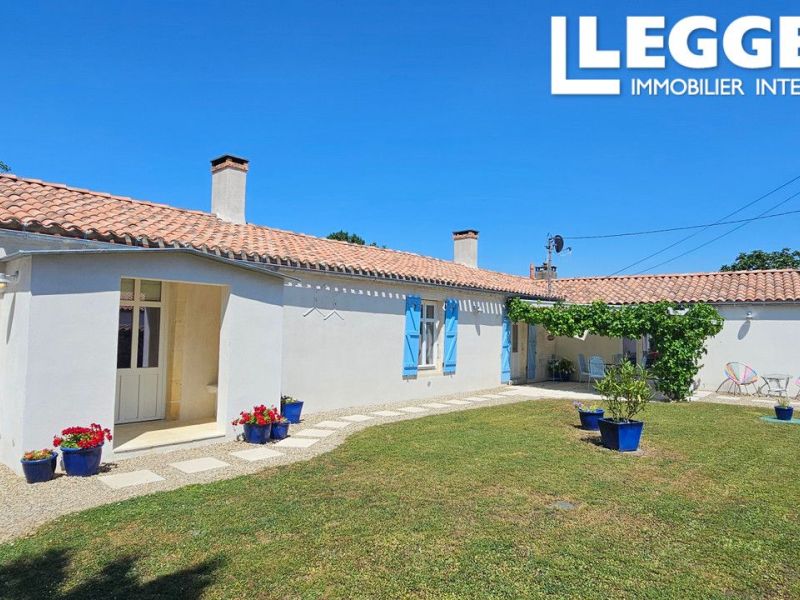 A louer GîTE BORD DE MER LONGEVILLE SUR MER