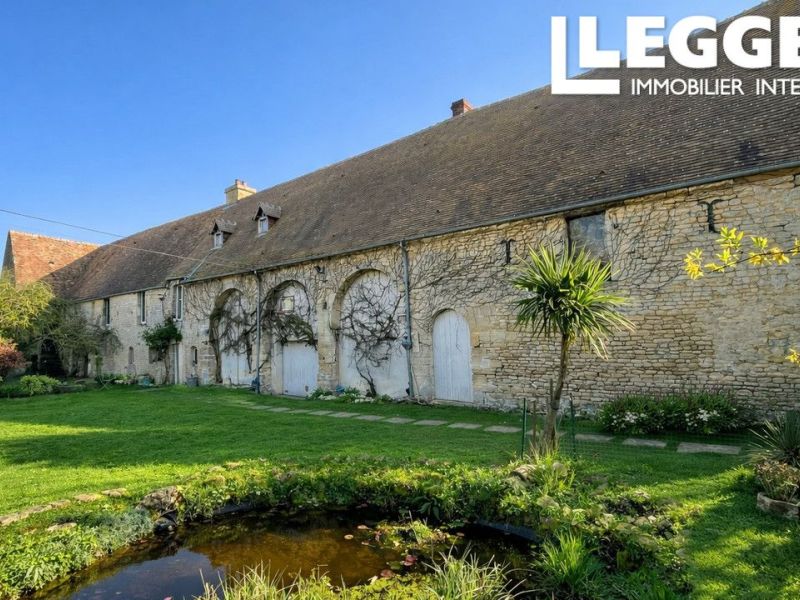 A louer LOFT  7 PIECES 256 M2  SAINT PIERRE EN AUGE