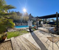 A louer MAISON  4 PIECES 90 M2  UZES