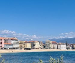 A louer APPARTEMENT T2 51 M2 BORD DE MER AJACCIO