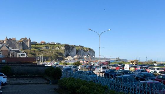 A louer APPARTEMENT T4 93 M2 PIEDS DANS L'EAU DIEPPE