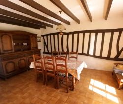 A vendre LONGèRE  5 PIECES 80 M2 BORD DE MER VEULETTES SUR MER