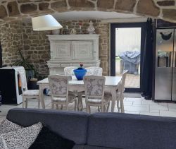 vente Baden, propriété de caractère en pierre sous chaume