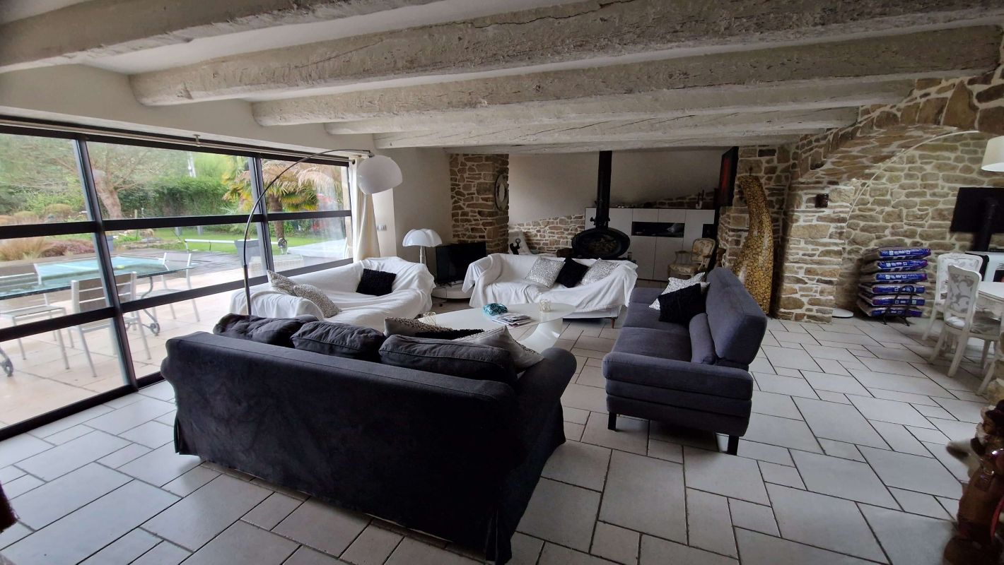 1a27c797846743c44623d862b8ef7472