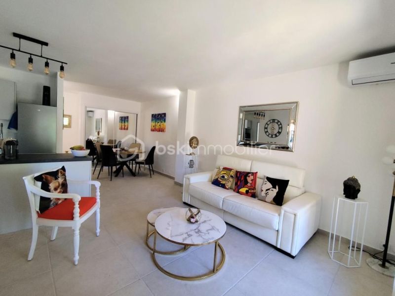 A louer APPARTEMENT T2 43 M2 TERRASSE  LORGUES