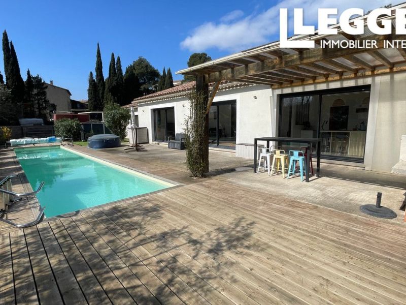 A louer MAISON  6 PIECES 166 M2  ESCALES