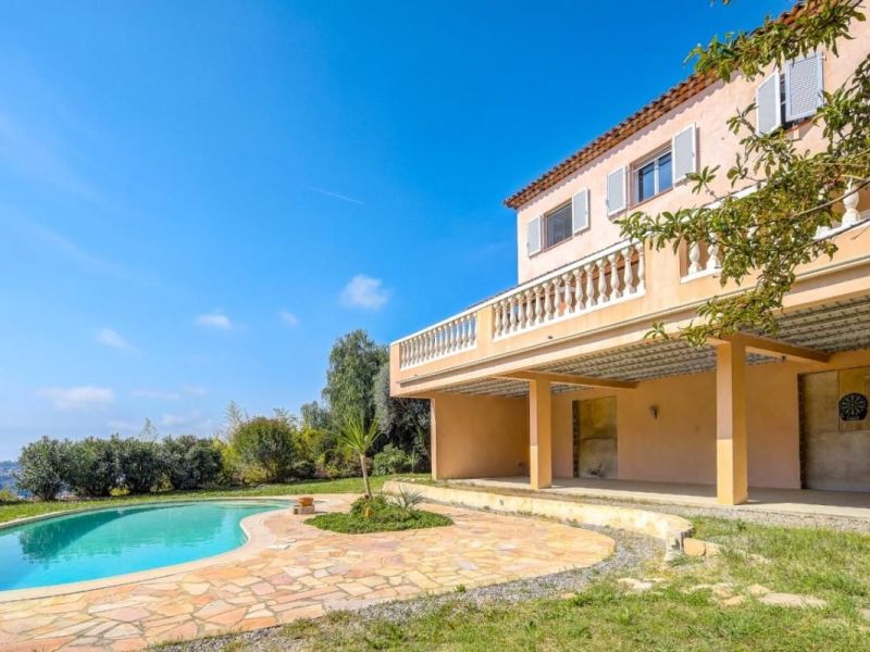 A vendre MAISON  6 PIECES 442 M2 VUE MER NICE